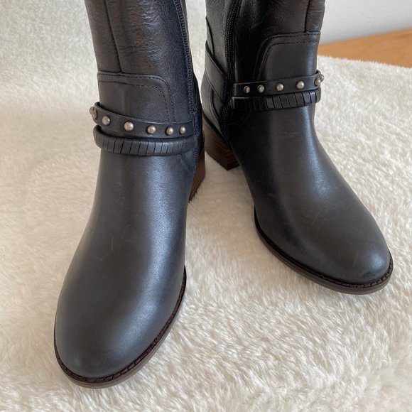 Lucky Brand Women's Karesi Leather Stacked Heel Harness Knee-High, Black, Size 7 - Picture 6 of 12